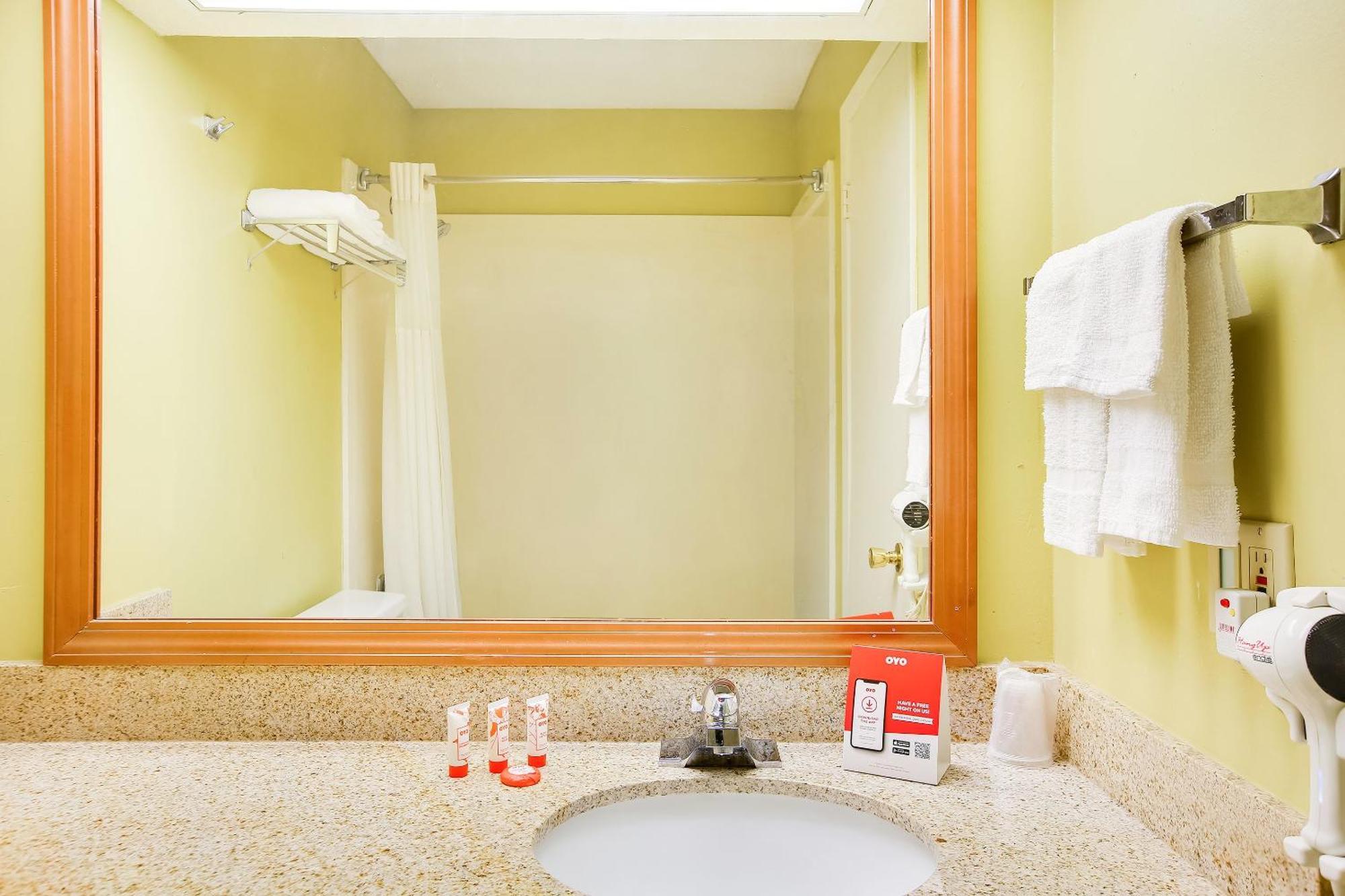 Oyo Hotel Texarkana Trinity Ar Hwy I-30 Luaran gambar